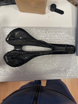 Sillín KOCEVLO Carbono