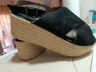 Lote 2 Sandalias cuña rosa y beig y sandalias cuña