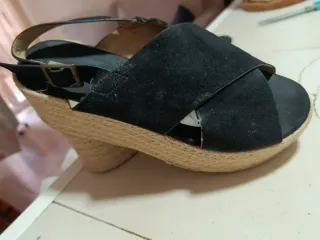 Lote 2 Sandalias cuña rosa y beig y sandalias cuña