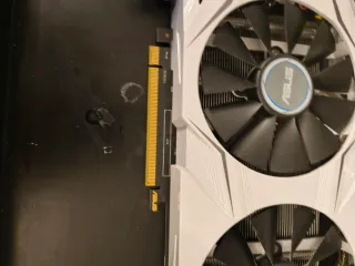 Tarjeta gráfica Asus Dual GeForce GTX 1070 OC 8GB