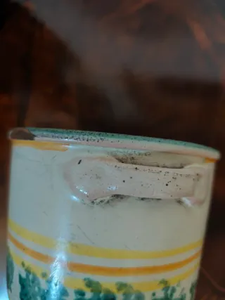 Vecchio vaso ceramica Caltagirone