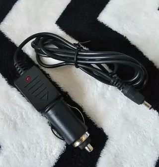 Cargador de teléfono para automóvil