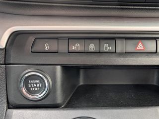 PEUGEOT Traveller Allure BlueHDi 180 S&S EAT8 Standard