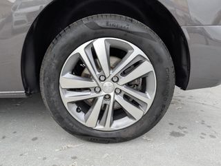 PEUGEOT Traveller Allure BlueHDi 180 S&S EAT8 Standard