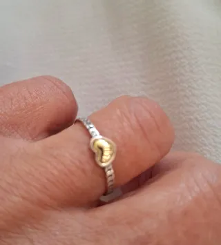 Anillo Corazón Plata Ley, corazon baño de oro 18k.
