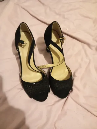 Chaleco de pelo y polipiel beige/blanco