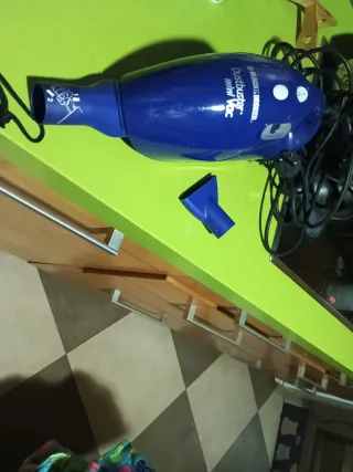 Aspiradora de mano Black+Decker