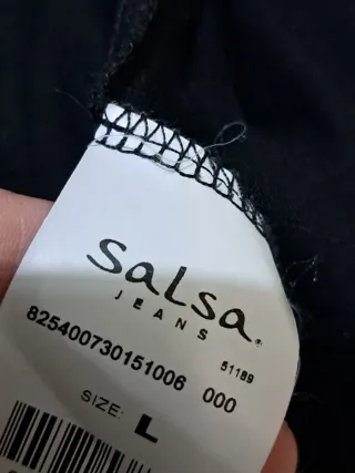 Jersey negro manga larga estampado