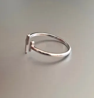 Anillo Plata Ley. Envíos gratis a partir de 40€.