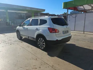 Nissan Qashqai+2 2009