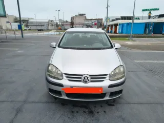 Volkswagen Golf 2003