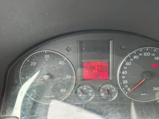 Volkswagen Golf 2003