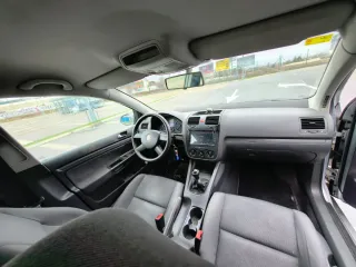 Volkswagen Golf 2003