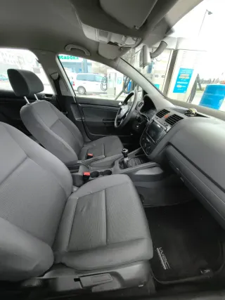 Volkswagen Golf 2003