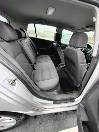 Volkswagen Golf 2003