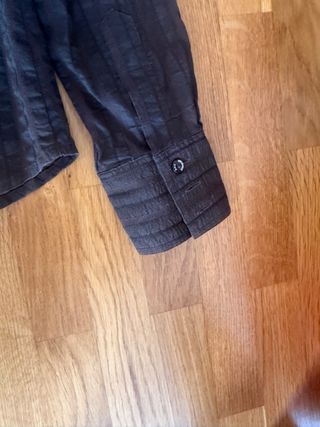 Camisa Mujer Marrón con Volantes.