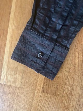 Camisa Mujer Marrón con Volantes.