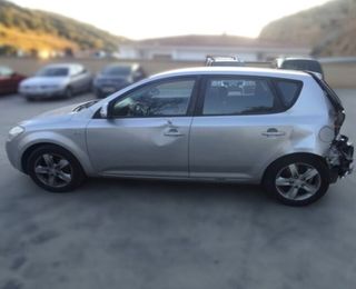 Centralita motor ecu kia 91016 0 281 013 569 ceed