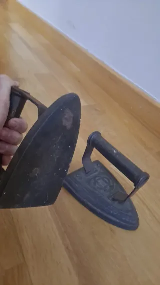 2 Planchas de Hierro Antiguas