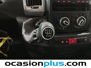 Peugeot Boxer Furgon BlueHDi 140 S&S 335 L2H2 103 kW (140 CV)