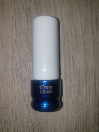 llave de vaso especial para ruedas(17mm) 1/2 Carra