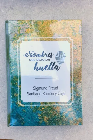 Dos libros "Nombres que dejaron huella"