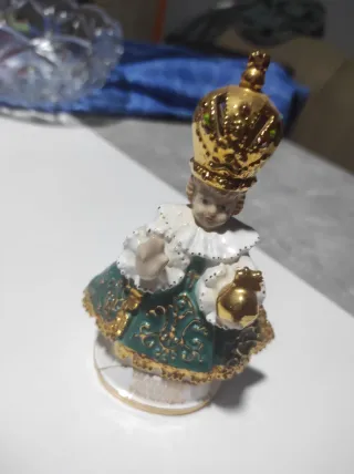 Niño Jesús de Praga cerámica antigua