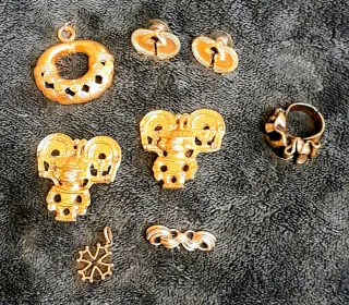 Lote bisutería antigua dorada