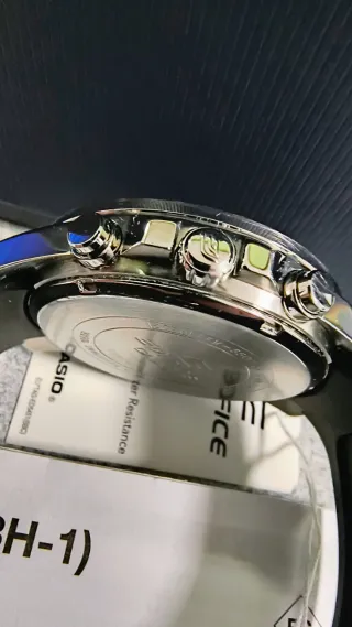 Reloj Casio Edifice Cronógrafo WR 100M