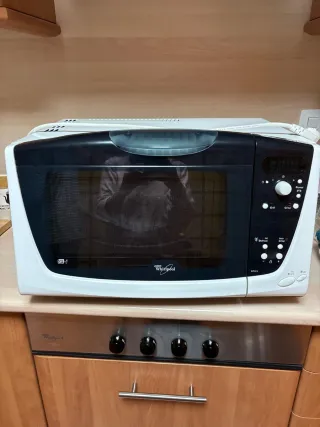 Microondas Whirlpool AT 315 - 24L