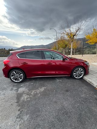 Ford Focus Vignale 2020