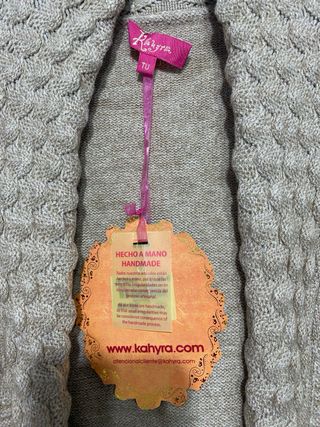 Cárdigan largo de punto beige sin estrenar