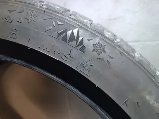 2 neumáticos nieve X-Privilo S330 215/45 R18 93V