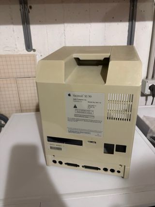 Apple Macintosh SE/30 Case