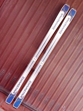 Sci carving Dynastar Outland bianco / blu 170 cm