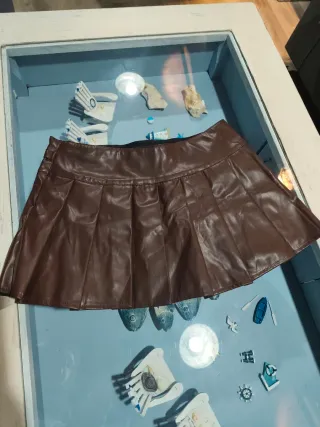 Falda corta polipiel SHEINBAE