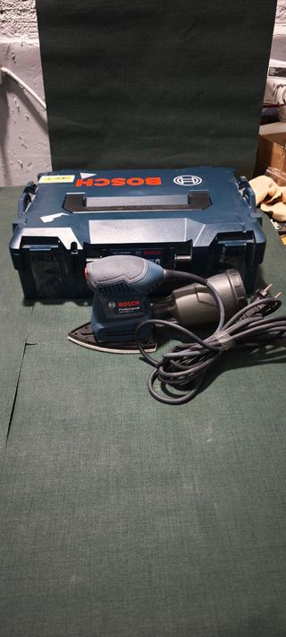 Lijadora orbital Bosch Professional GSS 160-1 A