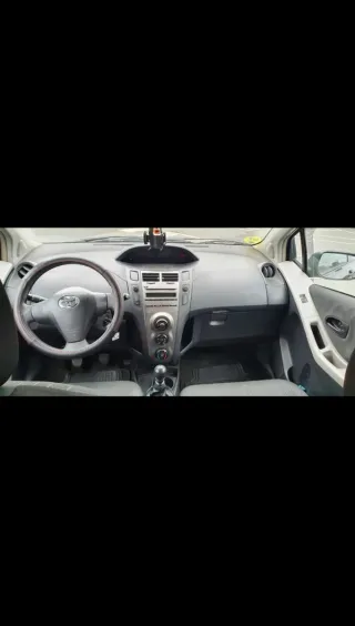 Toyota Yaris 2009