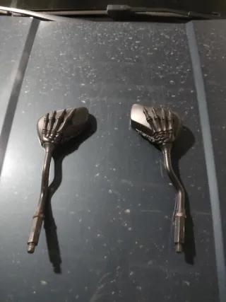 Espejos moto custom mano esqueleto