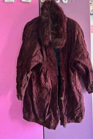 Cappotto con pelliccia sintetica