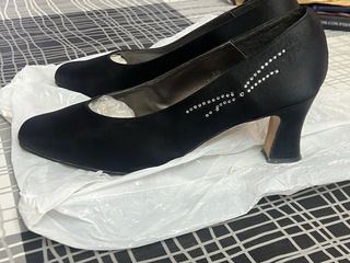 Zapatos Zaaptos Negros con Brillantes