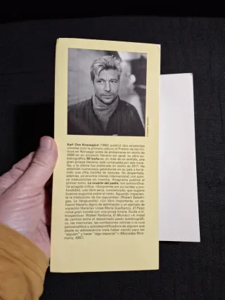 Karl Ove Knausgård. Un hombre enamorado + 1 libro