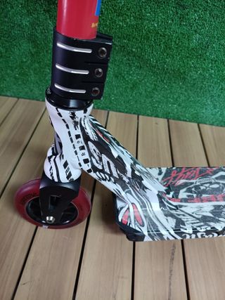 Patinete Scooter Agressive Grafitti KRF The New Urban Concept