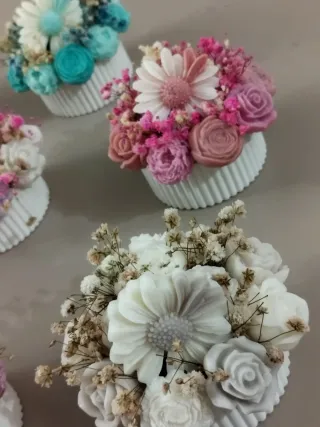 Creazioni in gesso ceramico e cera d'oliva