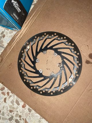 Disco Freno Delantero 300x90x4,0