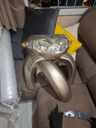 Frontal Suzuki Burgman 125/200