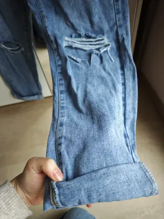 Pantalones vaqueros anchos rotos mujer