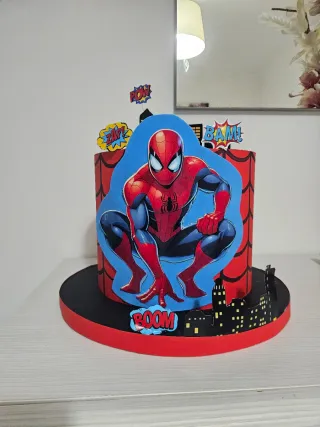 Torta scenografica Spiderman