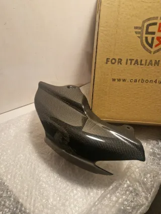 Tapa trasea de Carbono NCR Ducati
