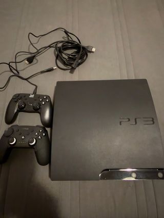 PlayStation 3 Slim Nera